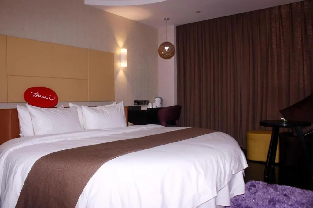Thank Inn Plus Hotel He'Nan Zhoukou Chuanhui District Red Star Macalline