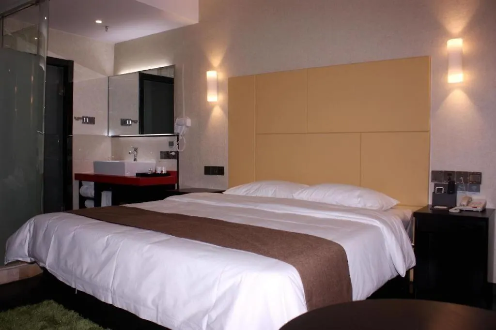 Thank Inn Plus Hotel He'Nan Zhoukou Chuanhui District Red Star Macalline