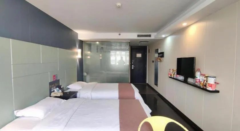 Thank Inn Plus Hotel He'Nan Zhoukou Chuanhui District Red Star Macalline 2*,