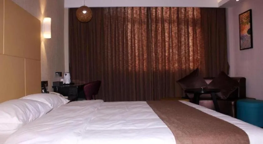 Thank Inn Plus Hotel He'Nan Zhoukou Chuanhui District Red Star Macalline
