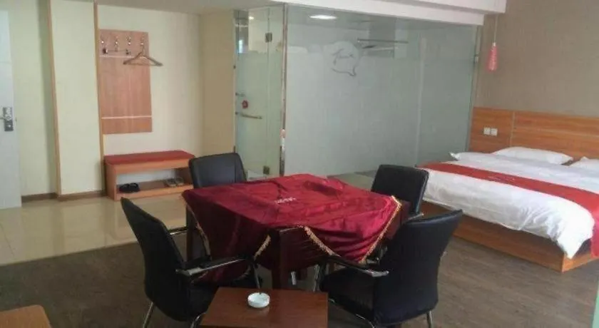 **  Thank Inn Plus Hotel He'Nan Zhoukou Chuanhui District Red Star Macalline Cina