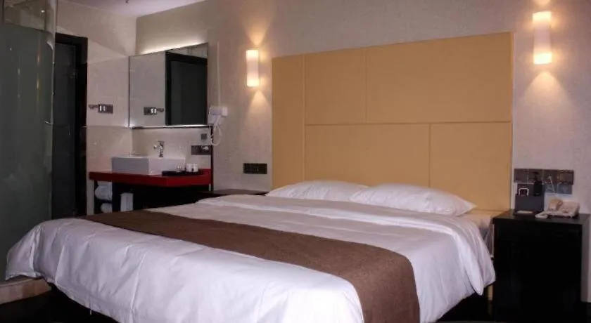 Thank Inn Plus Hotel He'Nan Zhoukou Chuanhui District Red Star Macalline